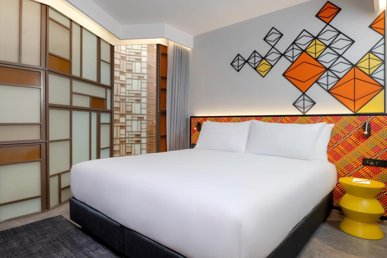 Ibis Styles Bangkok Silom Hotel Exterior foto